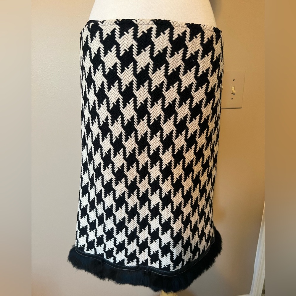 NWT Cynthia Steefe wool herringbone fur and leather  trimmed skirt Size 8